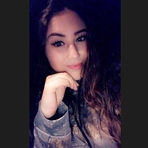 Meet your Posher, Christina